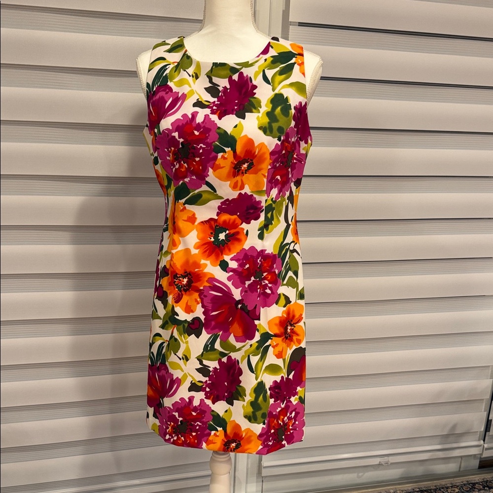 Ronni Nicole Vibrant Floral knee length Dress.